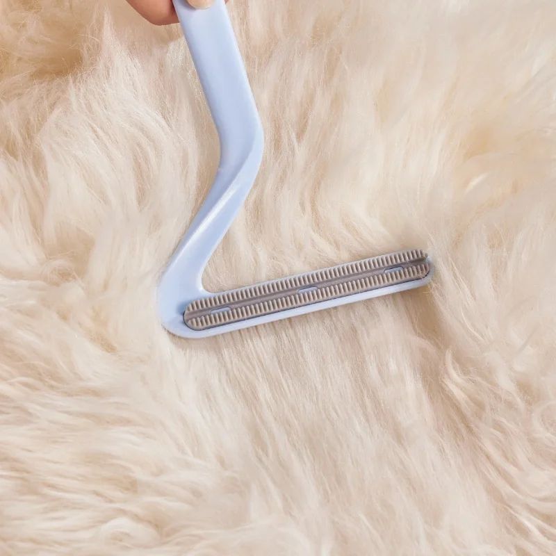 FurLift™ Hair Removal Brush – Compact